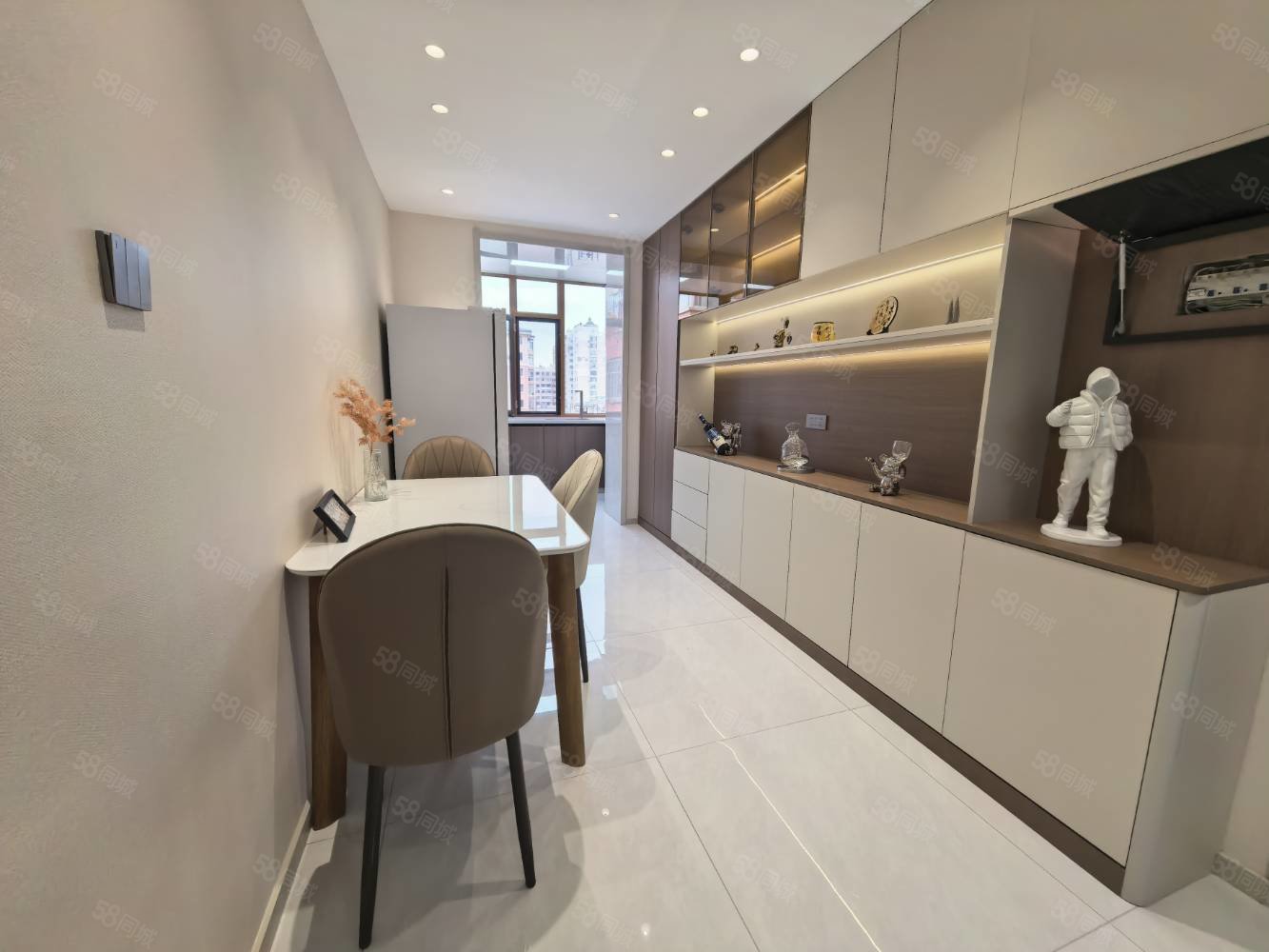 龙门鑫家园2室2厅1卫78㎡东西27万