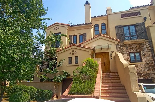 央企保利独栋别墅自带业主会所 学校赛特奥莱 北美风格法式园林