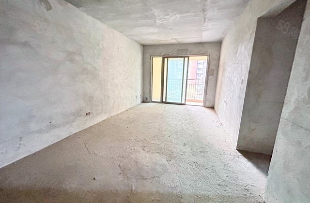 北滘雅居乐英伦首府3室2厅98㎡110万二手房图片