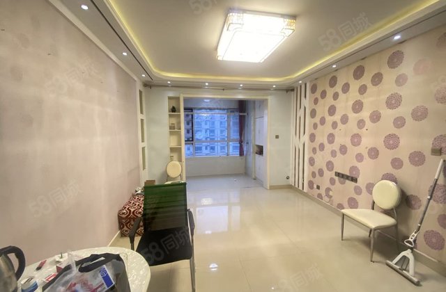 急售 滨河 东苑 王宅 附近 昌润莲城 带储 中间楼层 莲湖