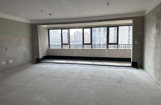 云栖天境3室2厅183㎡155万二手房图片