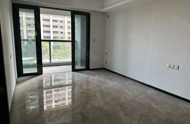 保利天汇4室2厅95.7㎡82万二手房图片