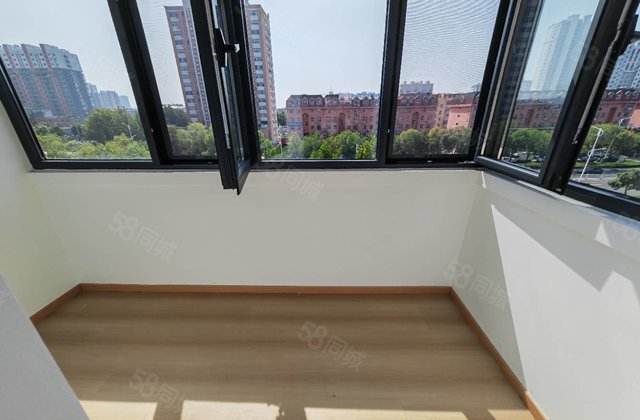 39.8万 和馨园旁  育红 十一中 精装三室 全明