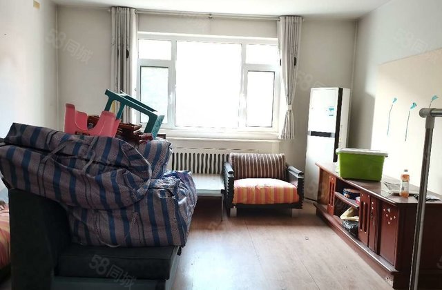 市医院附近六层电梯洋房带车库