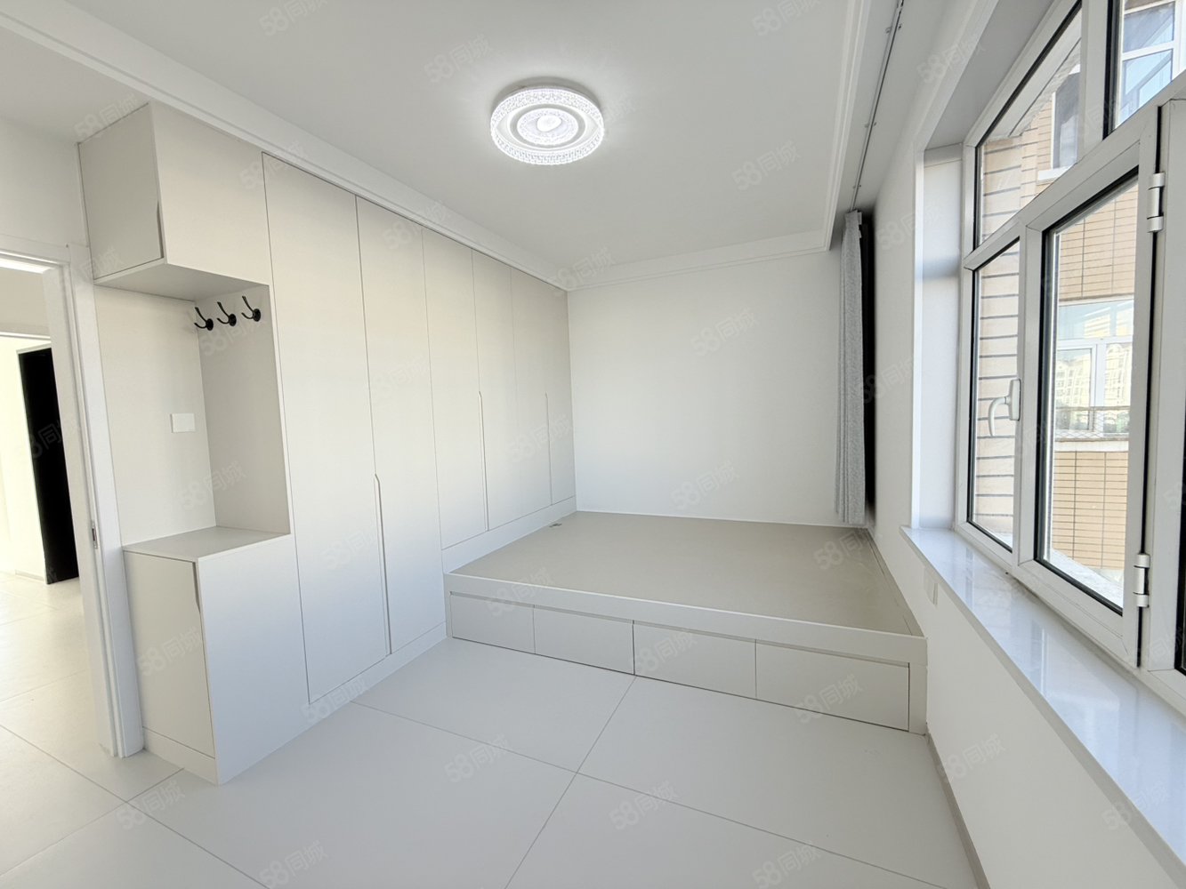 和谐佳园3室2厅2卫147㎡南北98万