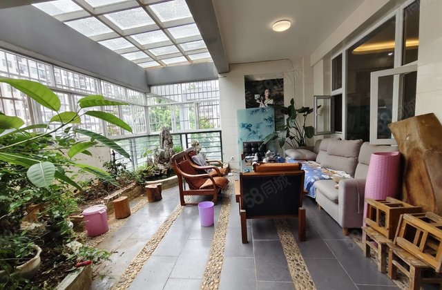 龙景园3室2厅152㎡66万二手房图片