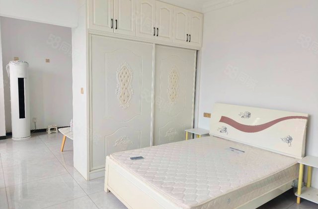 京商商贸城(D区)1室1厅55.5㎡15万二手房图片