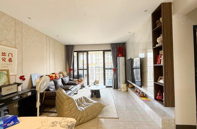 深业城三期3室2厅101.99㎡128万二手房图片