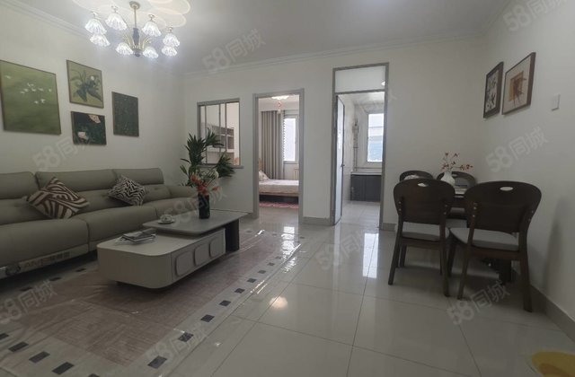 房东急售 精装修 送所有 香江附近 大三室 诚心出 保真实