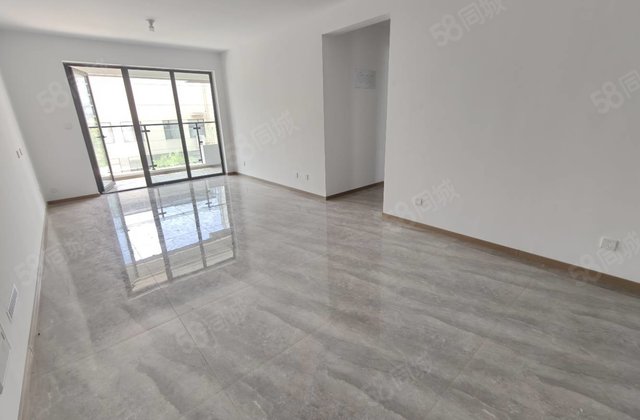 聊大  实验区政区新房未住城市芳华带车位地下室随时看房