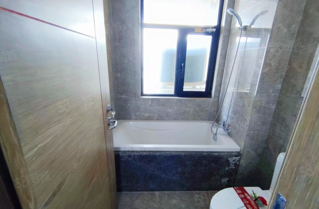 阳光锦程3室2厅135㎡250万二手房图片