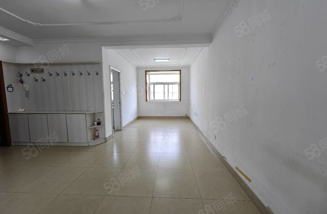 诚心急售！文轩实验望湖！好楼层！有钥匙随时看房！免大税可按揭