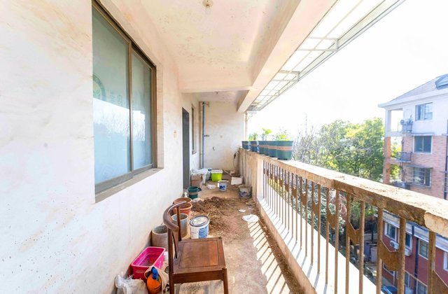 芙蓉公寓(芙蓉)5室2厅182.05㎡145万二手房图片