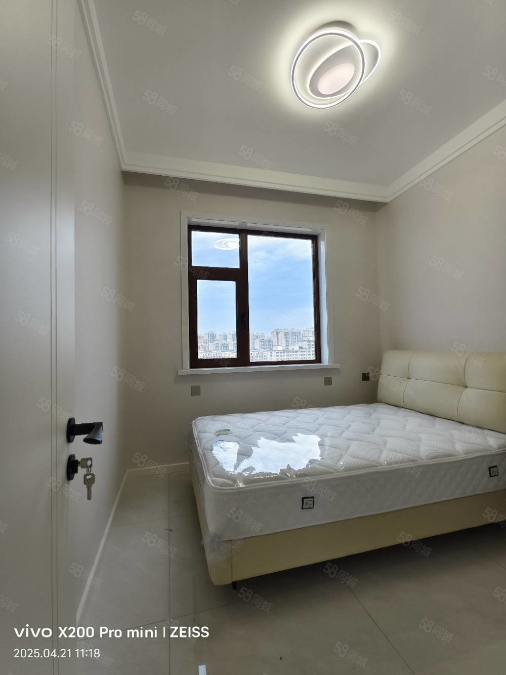 玉圭园4室2厅2卫173㎡南北93.8万