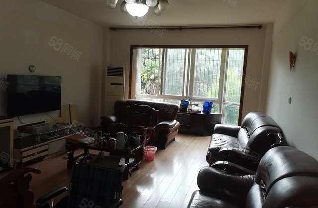 学府花园4室2厅140.15㎡48.8万二手房图片