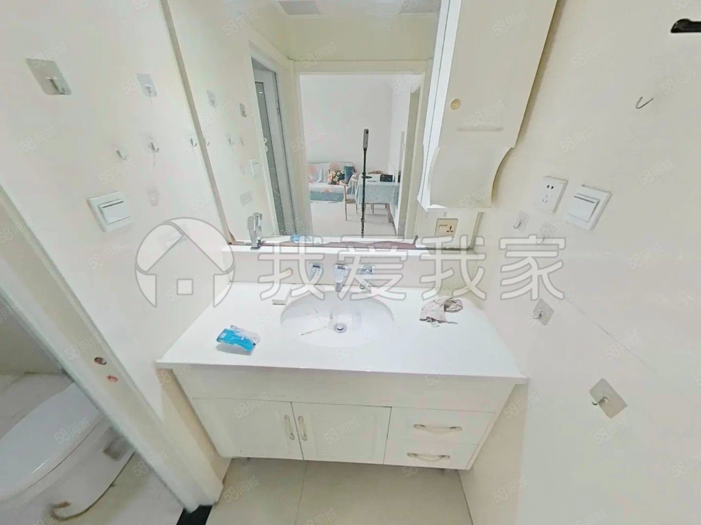 沁馥家園2室2廳1衛(wèi)89.82㎡南北80萬