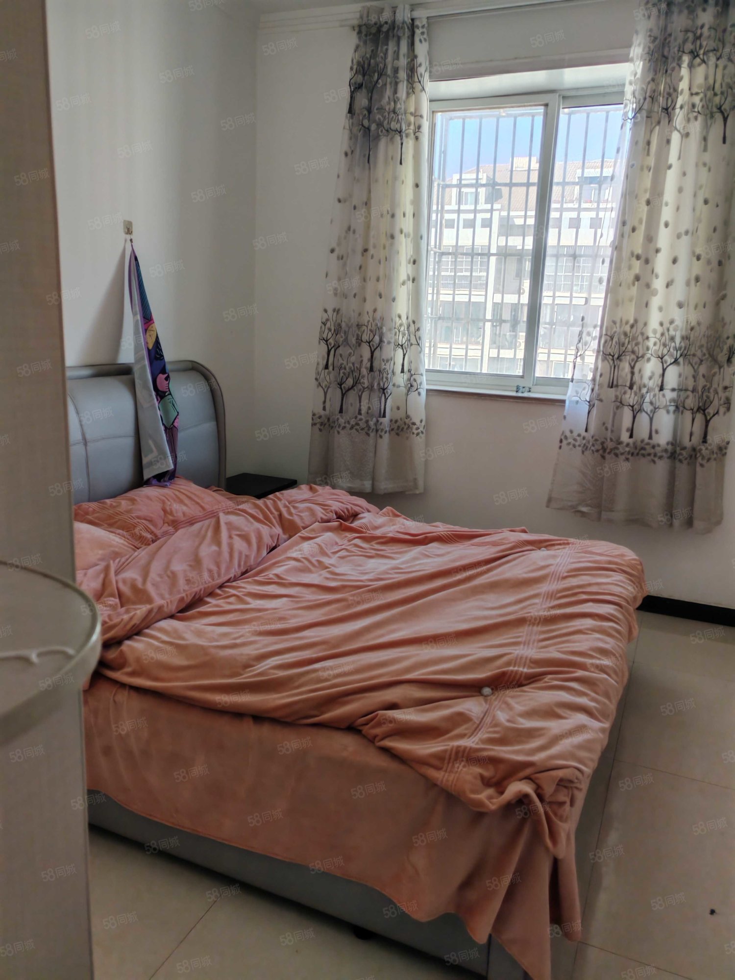 帝景华庭3室2厅1卫148.6㎡南北62万