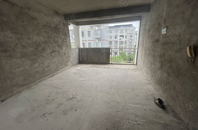 硖石小区3室2厅94㎡23.8万二手房图片