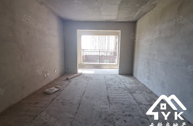 宝城公馆三期3室2厅142㎡69万二手房图片