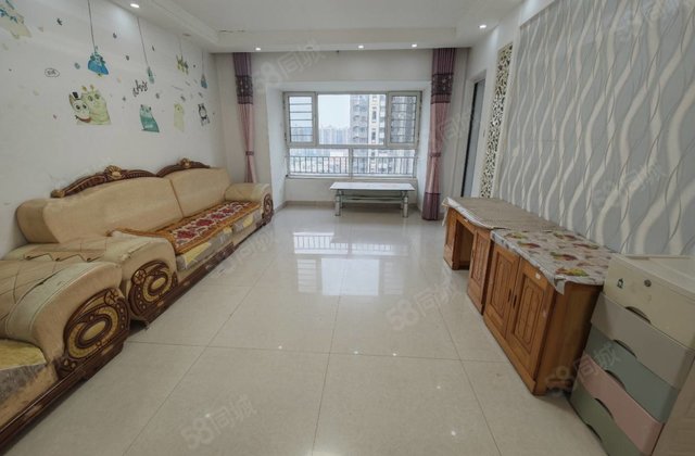 急售！光明   免大税带车位 南北通透三室 客厅朝阳户型