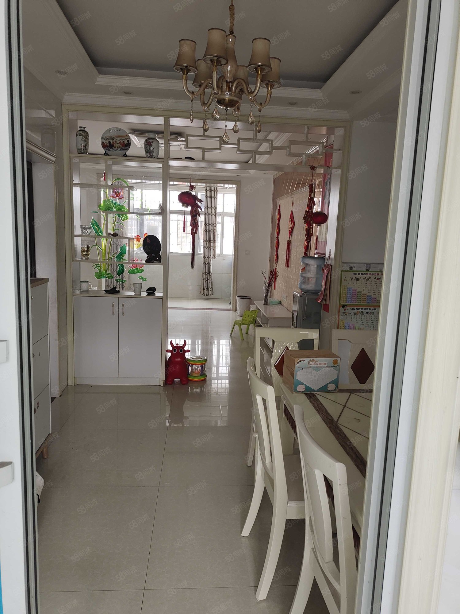 南郡佳园3室2厅2卫115㎡南北36万