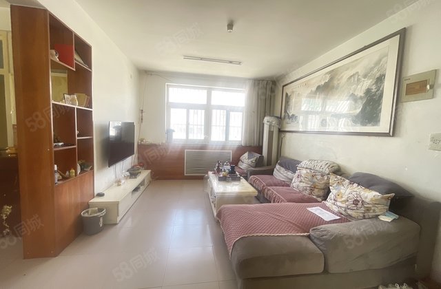 急售！东昌路！大润发！六中！大技校家属院！108平三室朝阳！