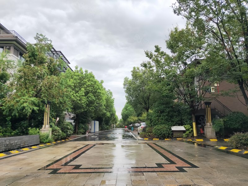 景瑞上府 昂桑湖旁 精装修 拎包入住 3室2厅