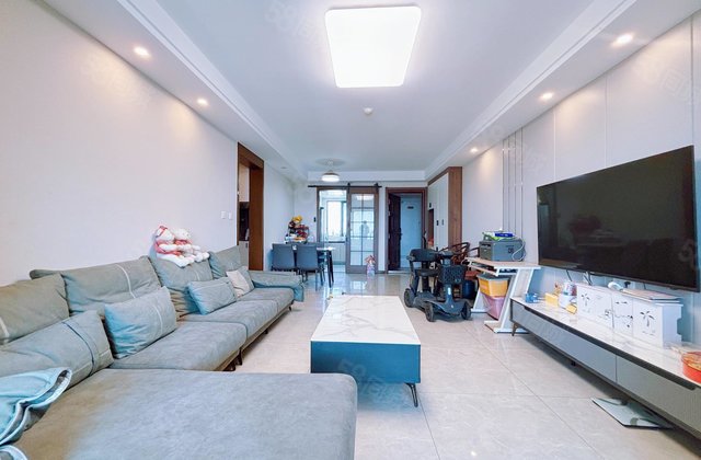 新出好房！月季公园 文轩实验 九州新城带车位免大税 诚心出售