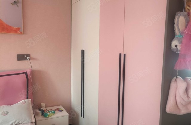 滨河社区3室2厅1卫送地下室价格可议全款优惠房东直卖