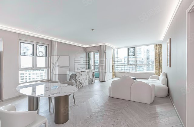 华贸公寓3室1厅200.4㎡1600万二手房图片