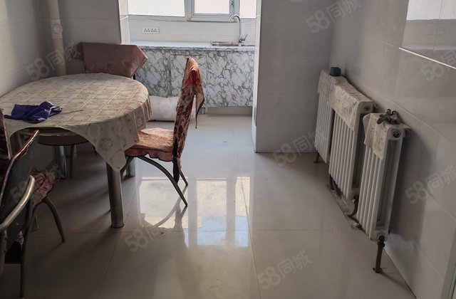 通泰福苑2室1厅94㎡25万二手房图片