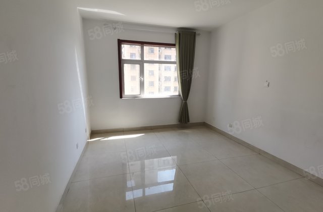 急售 急售 95万 带储藏室 孟达国际A4区 好楼层电梯房