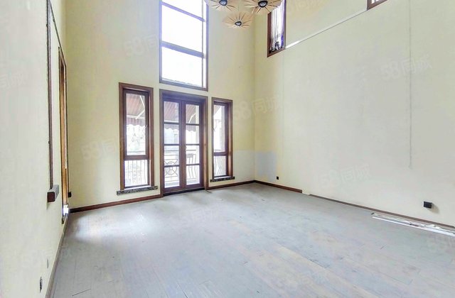 麓山蔚蓝卡地亚(别墅)4室3厅420㎡1698万二手房图片