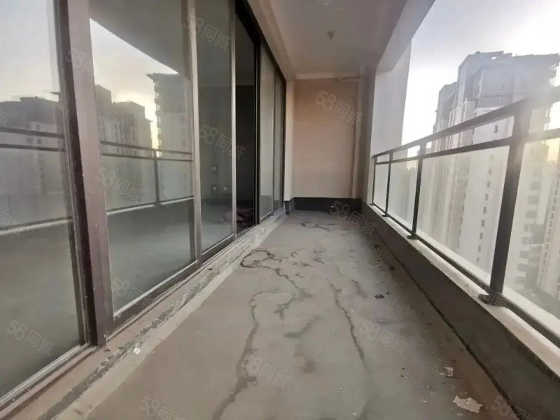 建业世和府3室2厅2卫166.15㎡南北115万