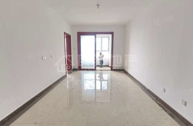 正规三室月季公园旁华建小区，新房未住价格能谈