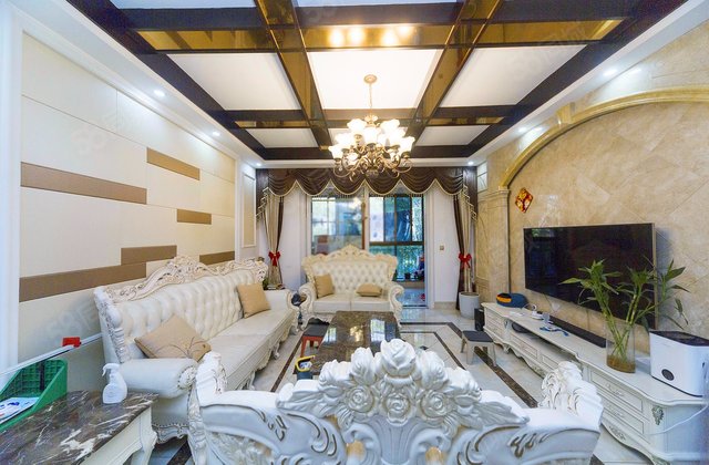 蓝鼎滨湖假日金榈园3室2厅153.6㎡431万二手房图片