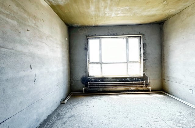 富奥斯坦利小镇4室3厅191.64㎡107万二手房图片