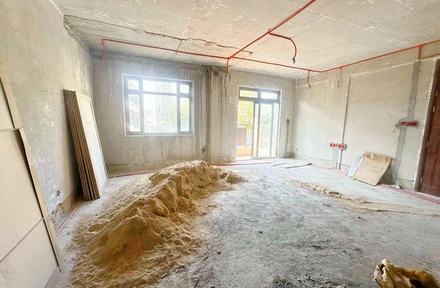 逸翠庄园(别墅)4室2厅251.2㎡338万二手房图片