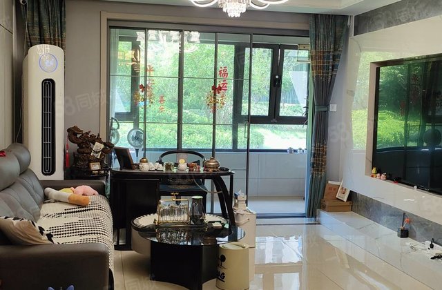 集美壹品 三叶草户型 百合新城 精装修一楼 双阳台 无遮挡