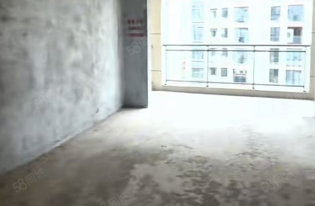 帝景龙湖3室2厅121.5㎡76万二手房图片