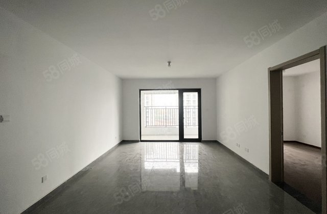 儒辰 东边户 四叶草户型 双阳台双卫 新房未住 一梯两户二中