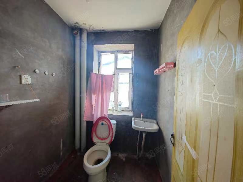 银河花园三期2室1厅1卫57.14㎡南4.5万