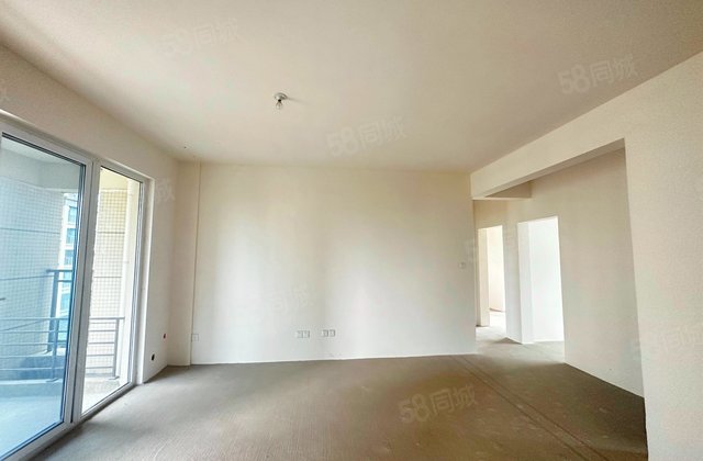 听湖九园3室2厅116.56㎡72万二手房图片