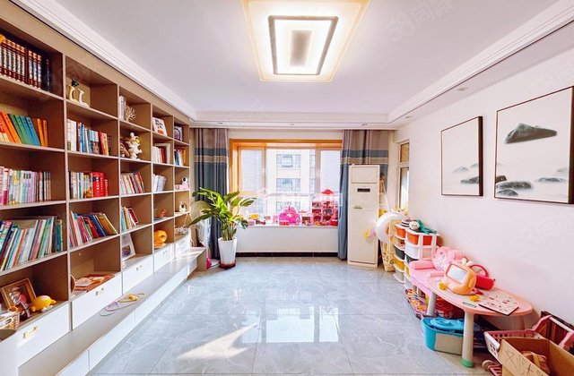 月季公园  文轩中学 三室两厅 好楼层   精装修