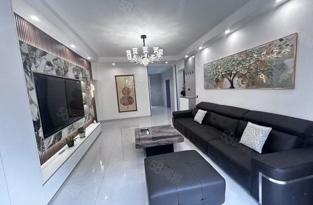 军区大院小区(烟草宿舍楼)3室2厅125㎡57万二手房图片