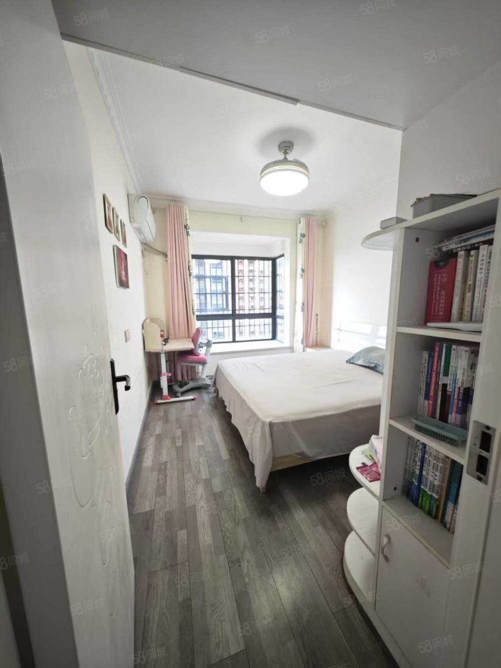 远大紫梦城3室2厅2卫130㎡南北63万