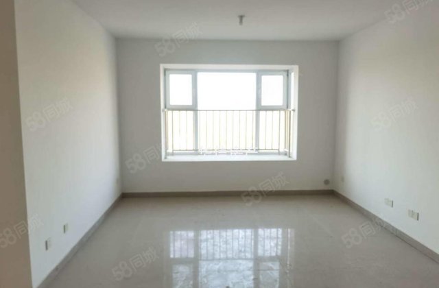 急售 文轩   走一手现房三室两厅两卫 新房未住 储藏室