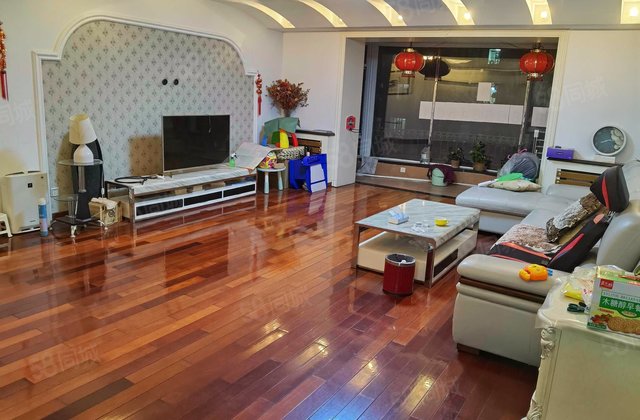 南航世纪苑4室2厅165.35㎡90万二手房图片