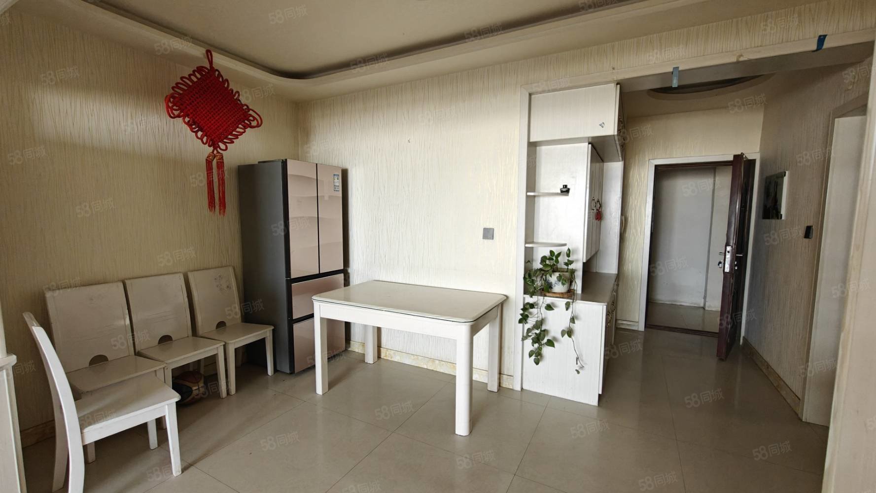 新苑名府3室2厅2卫132㎡南北49.8万