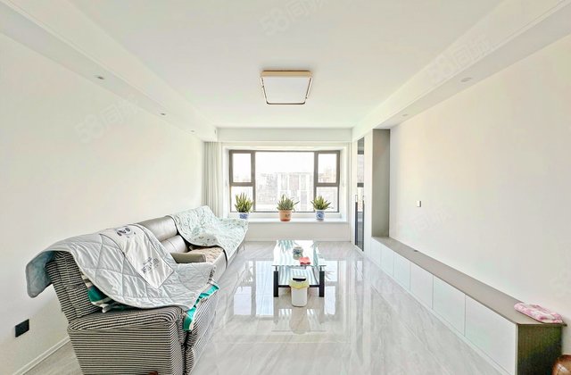 万和府3室2厅138.26㎡309万二手房图片